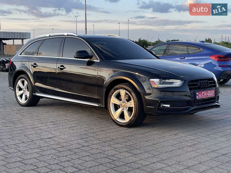 Универсал Audi A4 Allroad 2012 в 