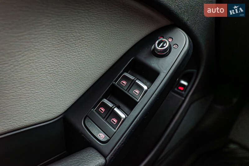 Универсал Audi A4 Allroad 2013 в Киеве