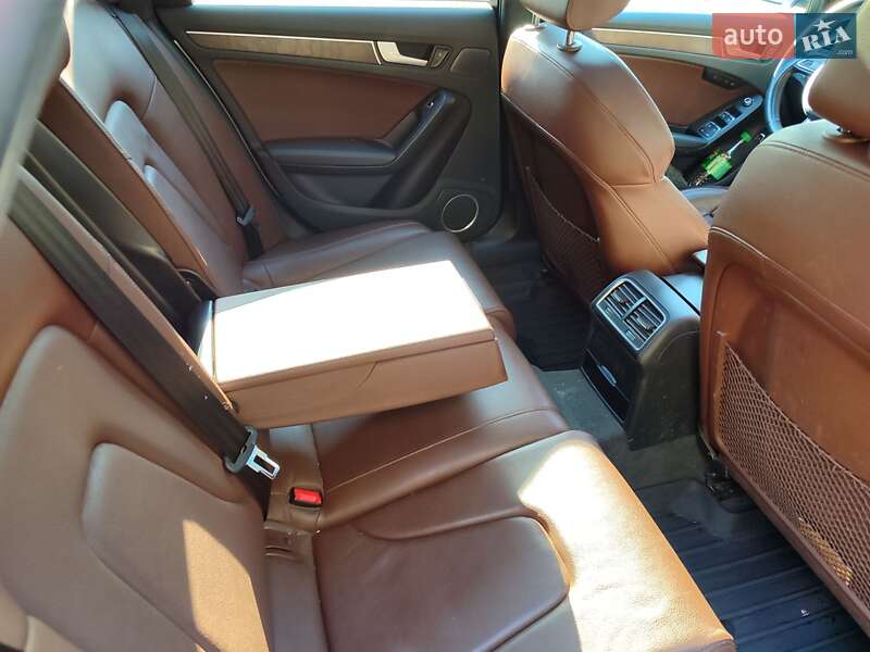 Универсал Audi A4 Allroad 2014 в Вышгороде