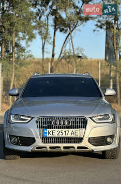 Универсал Audi A4 Allroad 2016 в 