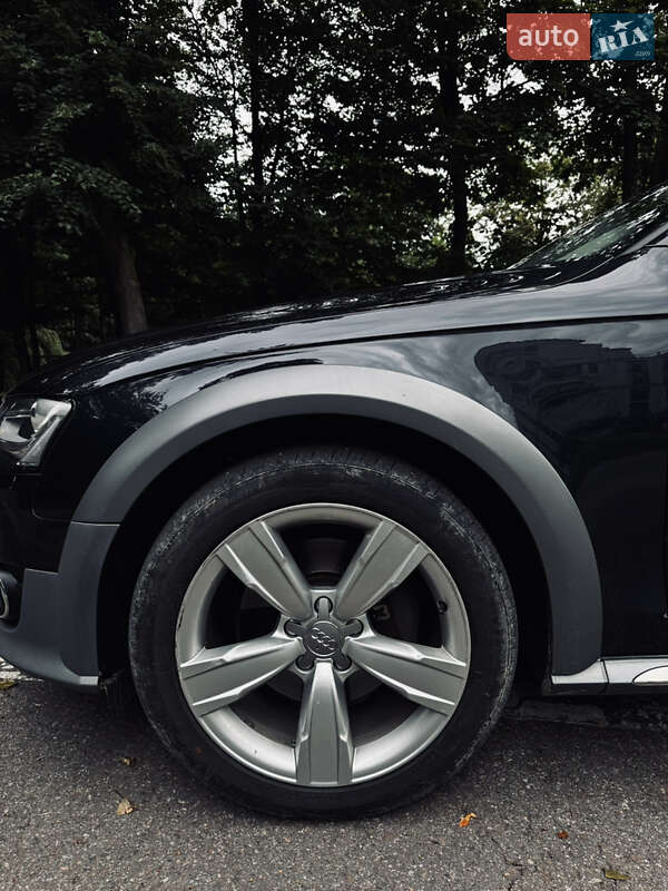 Універсал Audi A4 Allroad 2014 в Чернівцях