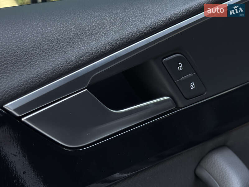 Универсал Audi A4 Allroad 2019 в Полтаве