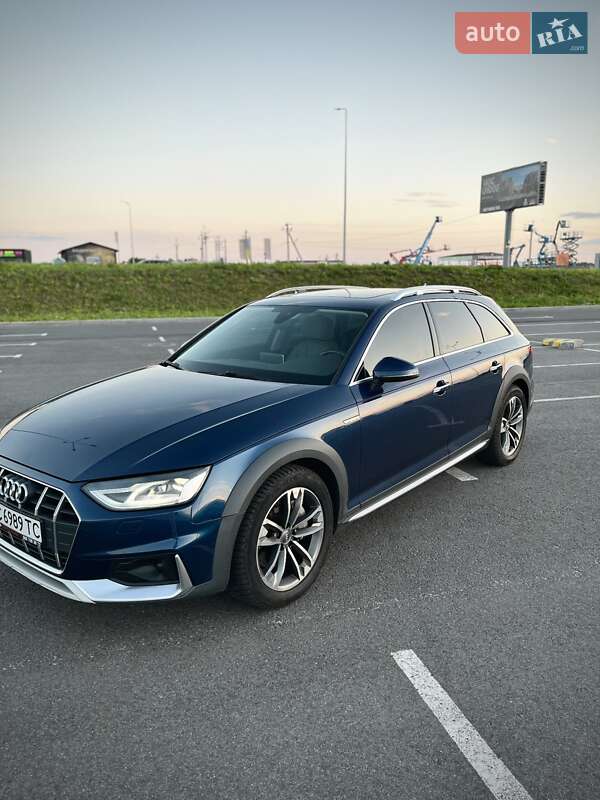 Универсал Audi A4 Allroad 2018 в Львове