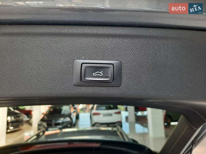 Универсал Audi A4 Allroad 2017 в Хмельницком