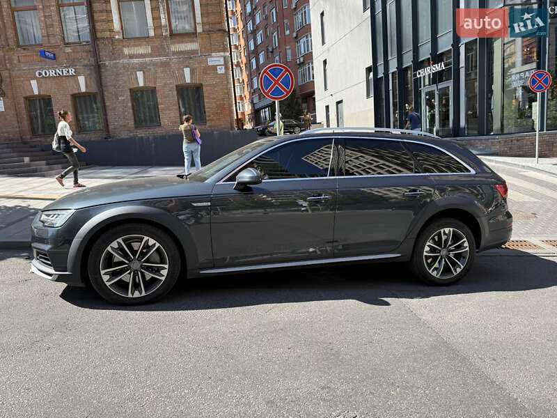 Универсал Audi A4 Allroad 2017 в Днепре