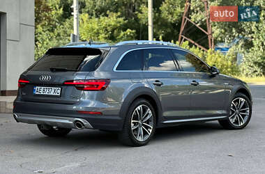 Универсал Audi A4 Allroad 2017 в 