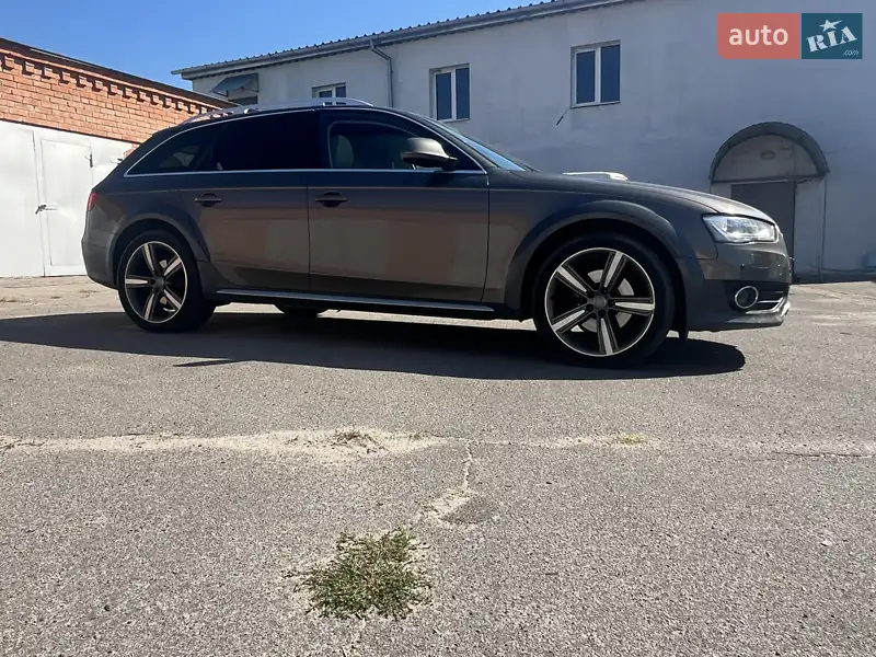 Audi A4 Allroad 2014