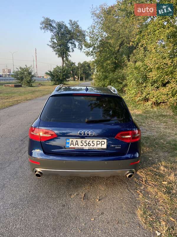 Универсал Audi A4 Allroad 2013 в Киеве