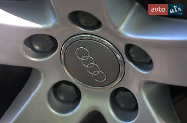 Универсал Audi A4 Allroad 2017 в 