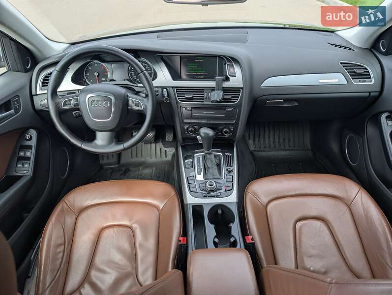 Універсал Audi A4 Allroad 2010 в Києві
