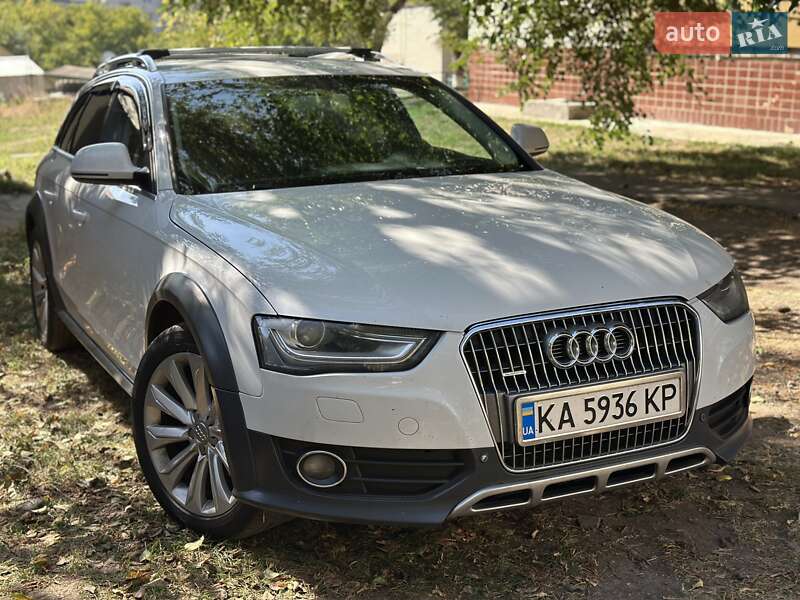 Универсал Audi A4 Allroad 2015 в 