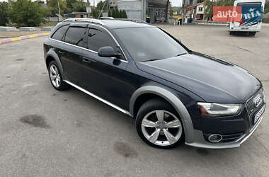 Универсал Audi A4 Allroad 2015 в 