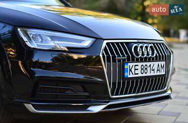 Универсал Audi A4 Allroad 2017 в 