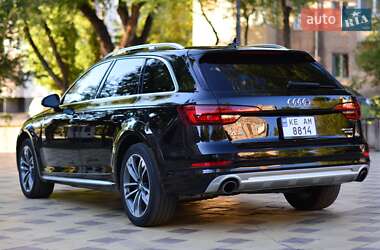 Универсал Audi A4 Allroad 2017 в 