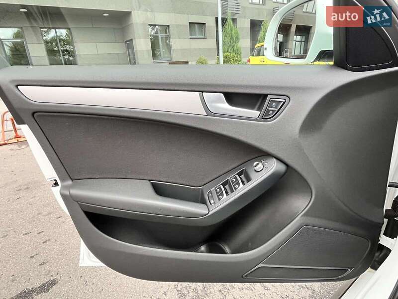 Універсал Audi A4 Allroad 2013 в Києві