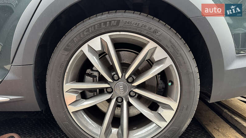Универсал Audi A4 Allroad 2017 в Киеве
