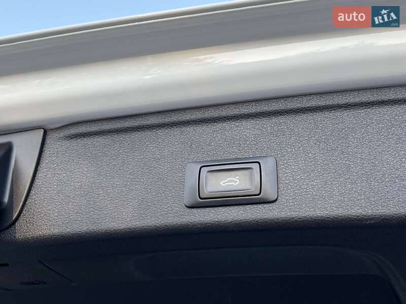 Универсал Audi A4 Allroad 2017 в Дрогобыче фото 67 Универсал Audi A4 Allroad 2017 в Дрогобыче