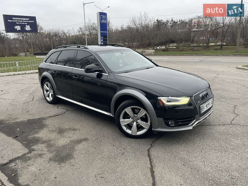 Audi A4 Allroad 2012