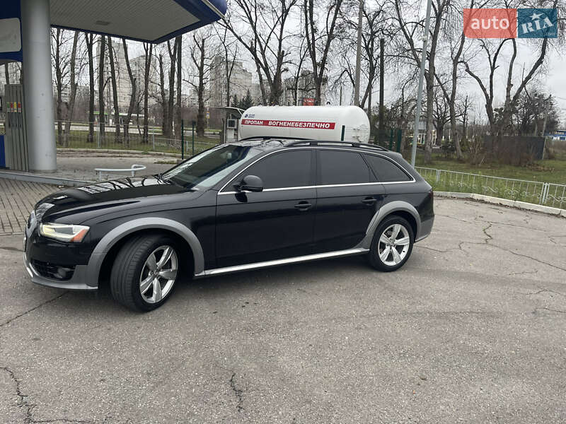 Універсал Audi A4 Allroad 2012 в Харкові