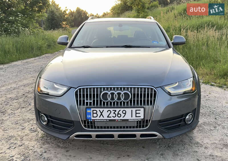 Audi A4 Allroad 2012