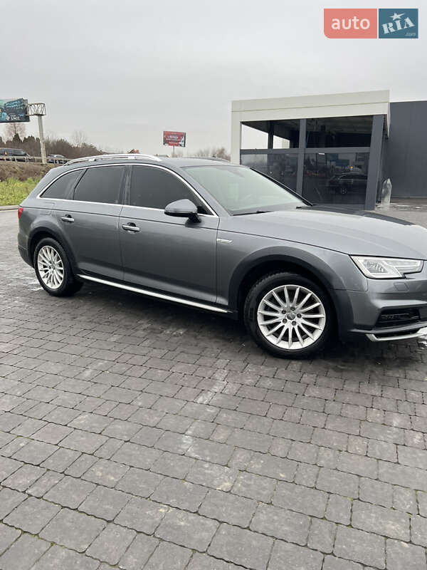 Универсал Audi A4 Allroad 2018 в Львове