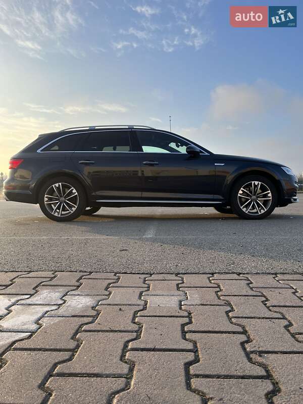 Универсал Audi A4 Allroad 2017 в Киеве