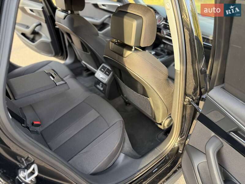 Универсал Audi A4 Allroad 2019 в Полтаве