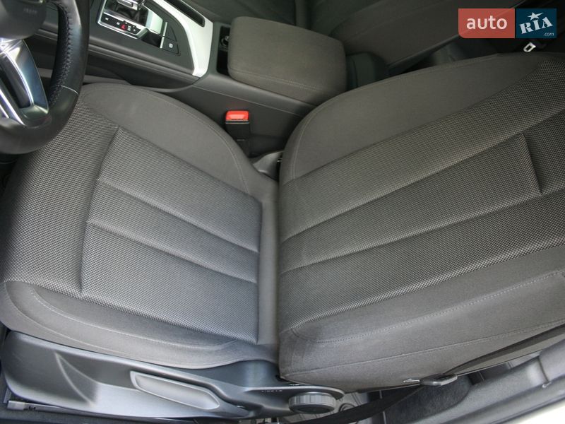 Універсал Audi A4 Allroad 2017 в Хмельницькому