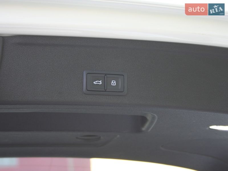 Універсал Audi A4 Allroad 2017 в Хмельницькому