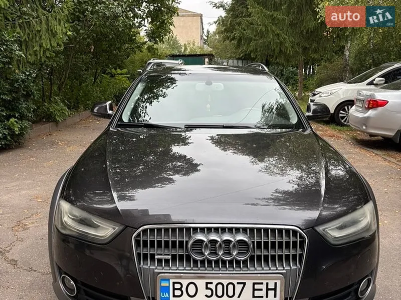 Audi A4 Allroad 2012