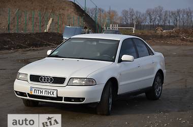 Седан Audi A4 1998 в 