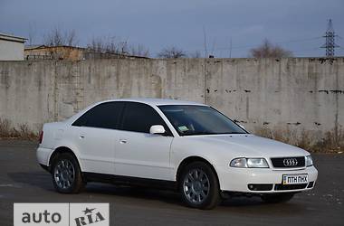 Седан Audi A4 1998 в 