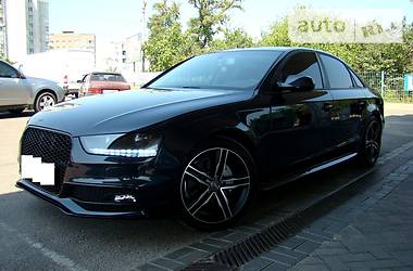 Седан Audi A4 2014 в Львове