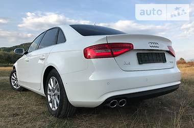 Седан Audi A4 2014 в 