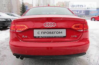 Седан Audi A4 2010 в Киеве