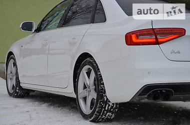 Седан Audi A4 2015 в Львове