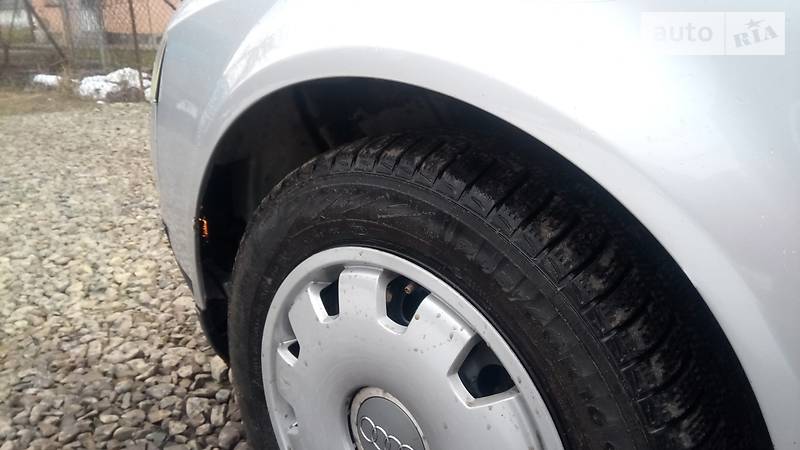 Універсал Audi A4 2002 в Тячеві