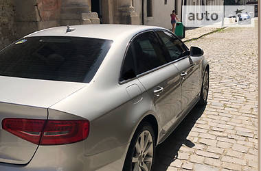 Седан Audi A4 2014 в 