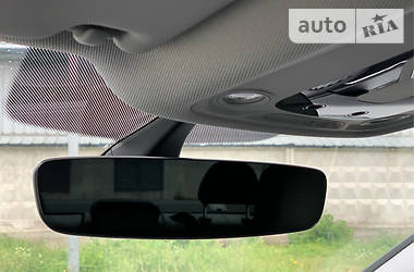 Седан Audi A4 2015 в 