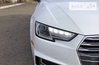 Седан Audi A4 2018 в 