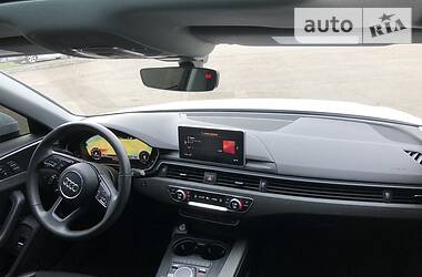 Седан Audi A4 2018 в 