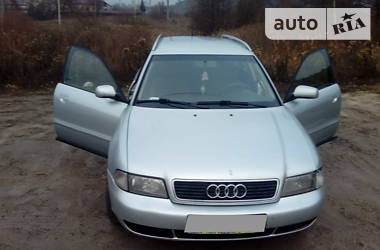 Универсал Audi A4 1996 в Шумске