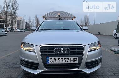 Седан Audi A4 2011 в 
