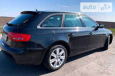 Універсал Audi A4 2010 в 