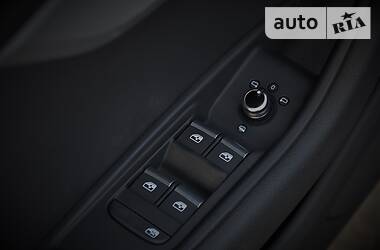 Седан Audi A4 2016 в 