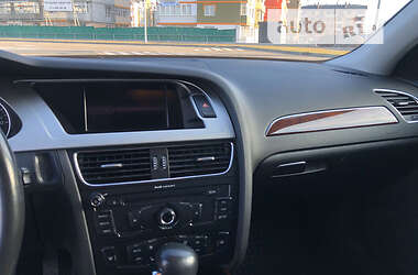 Седан Audi A4 2009 в 