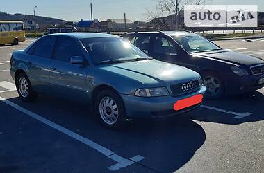 Седан Audi A4 1999 в 