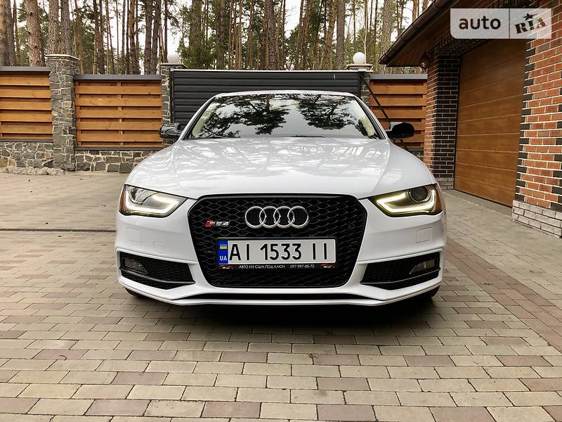 Седан Audi A4 2014 в Києві