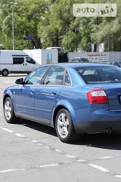 Седан Audi A4 2002 в Киеве