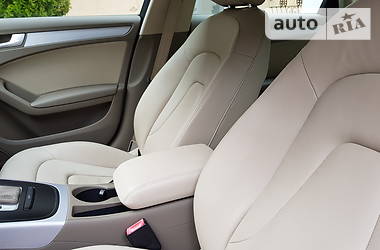 Седан Audi A4 2012 в 